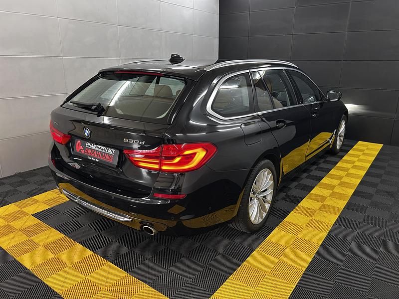 Gebraucht BMW 530 Luxury Line 266 PS (195 kW) 2019 Black sapphire metallic Kombi