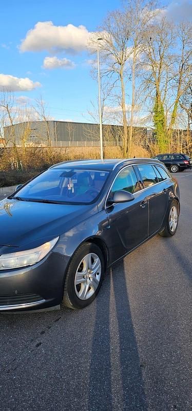 Gebraucht Opel Insignia 163 PS (119 kW) 2009 Grau Kombi