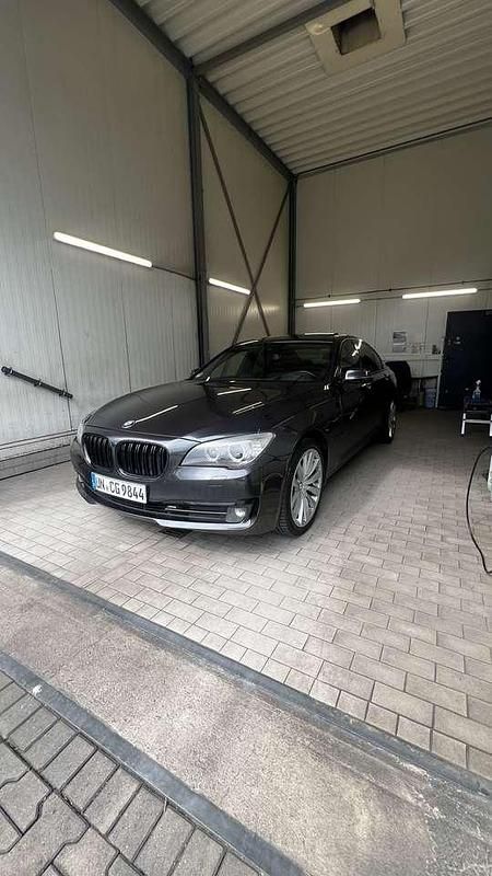 Gebraucht 2014 BMW 730 Shadowline Limousine | 16.999 € (Guter Preis) - Bild 1/4