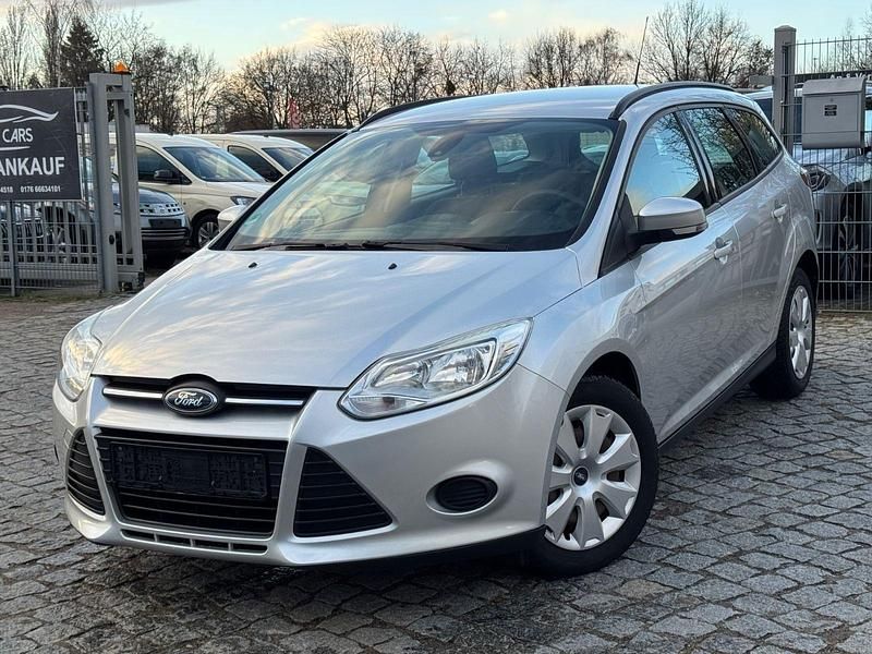 Gebraucht Ford Focus 116 PS (85 kW) 2014 Silber Kombi