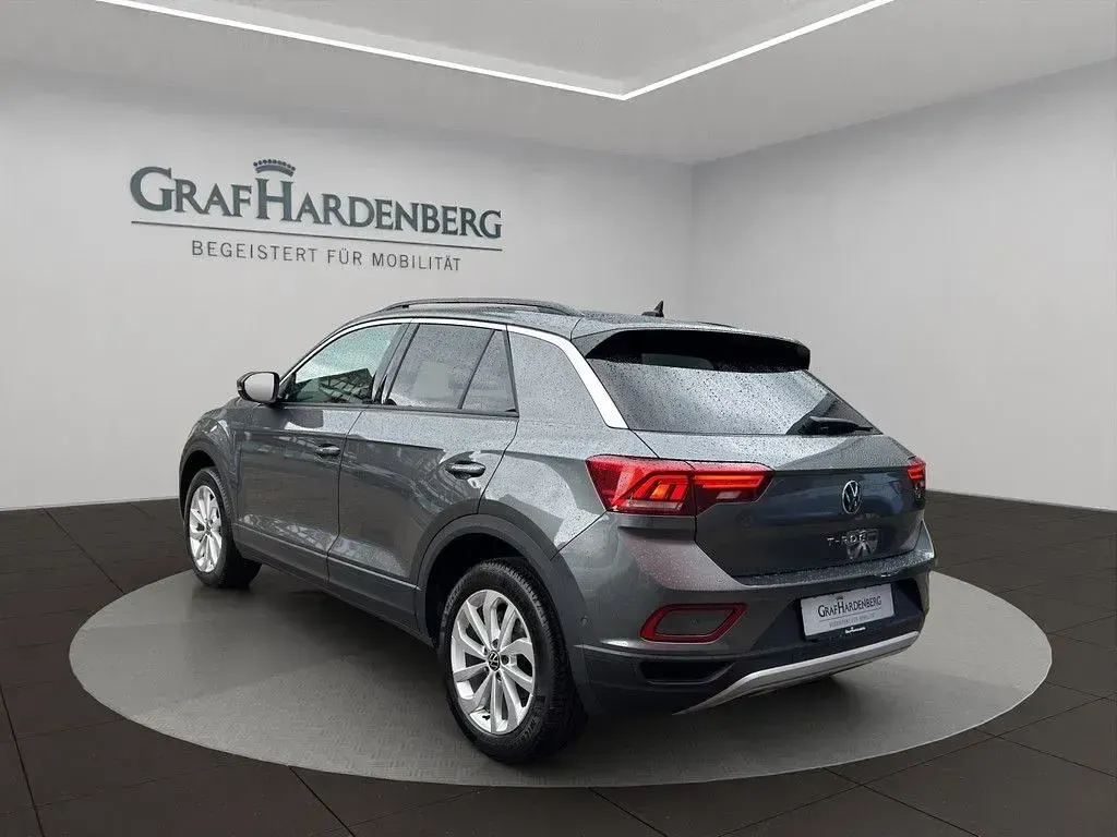 Gebraucht VW T-Roc Life 150 PS (110 kW) 2022 Grau SUV