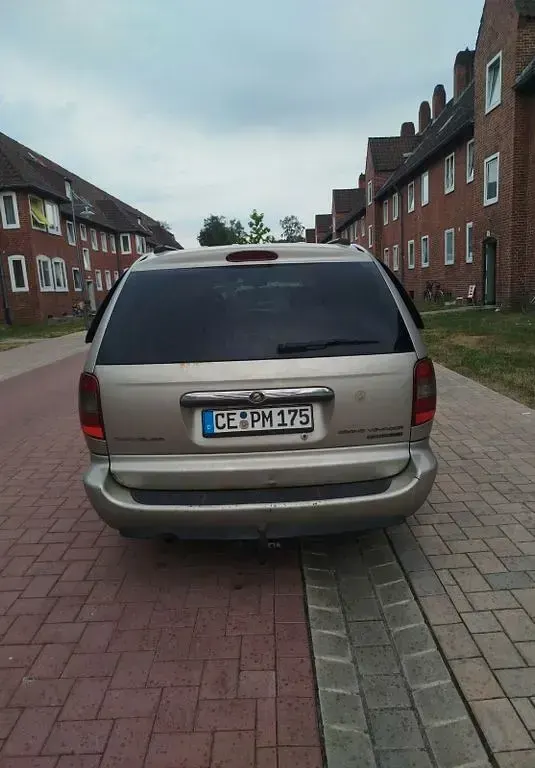 Gebraucht Chrysler Grand Voyager Limited 150 PS (110 kW) 2007 Silber Van / Kleinbus
