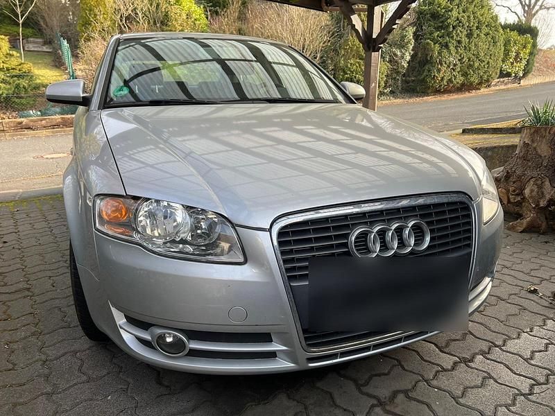 Gebraucht Audi A4 102 PS (75 kW) 2005 Silber Limousine