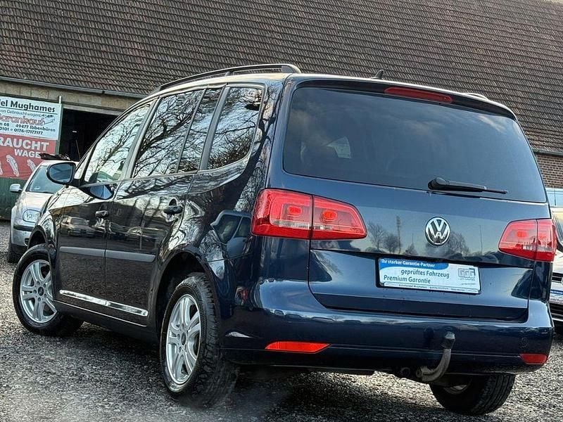Gebraucht VW Touran Trendline 105 PS (77 kW) 2011 Blau Van / Kleinbus