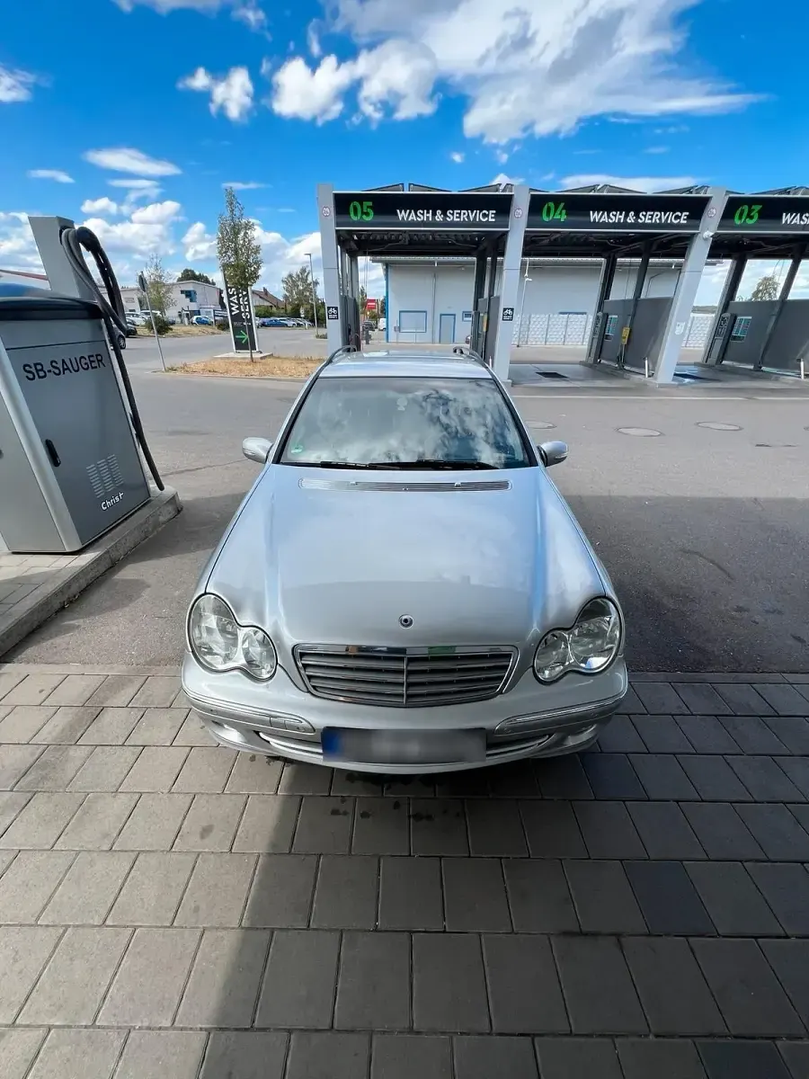 Gebraucht Mercedes C220 150 PS (110 kW) 2004 Silber Kombi