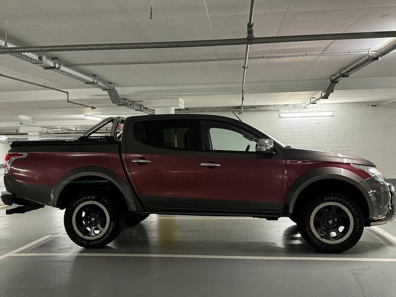 Gebraucht Mitsubishi L200 Top 171 PS (125 kW) 2016 Braun Pickup