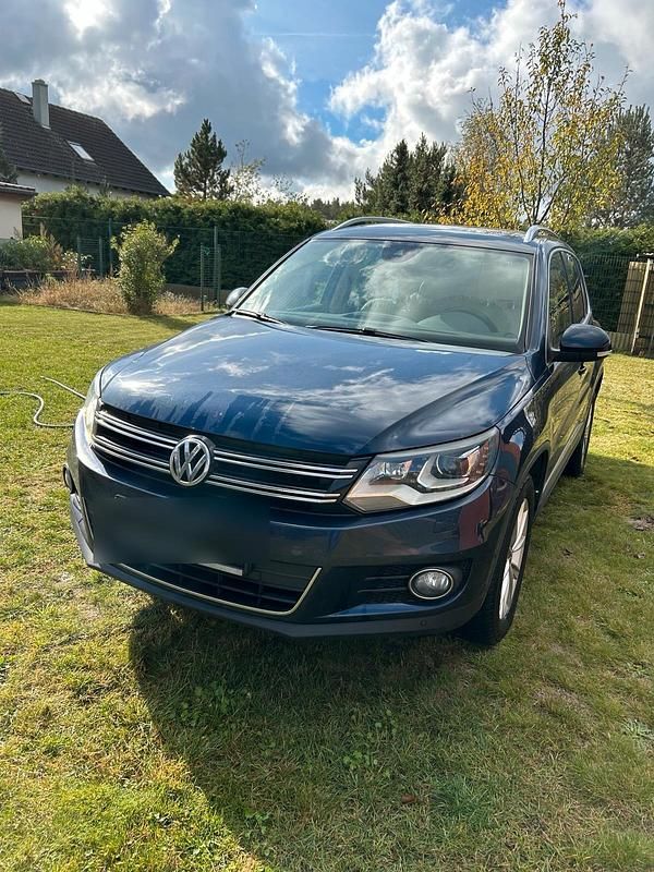 Blau Gebraucht 2014 VW Tiguan Sport SUV | 10.499 € (Guter Preis) - Bild 1/4