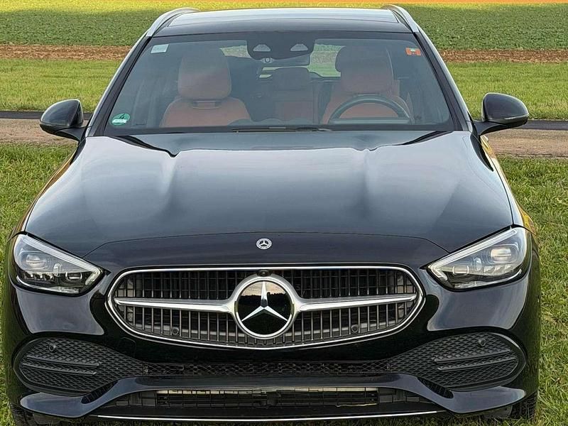 Schwarz Gebraucht 2023 Mercedes C300e Advanced Plus Kombi | 41.500 € (Teuer) - Bild 1/4