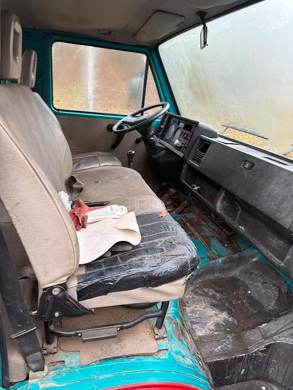 Gebraucht VW LT 95 PS (69 kW) 1995 Rot Limousine