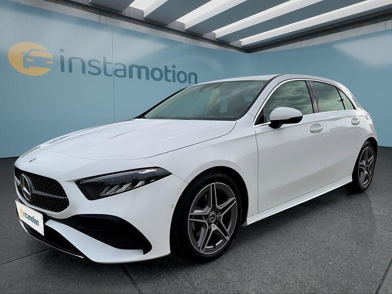 Weiß Gebraucht 2024 Mercedes A200 Limousine | 34.399 € (Teuer) - Bild 1/4