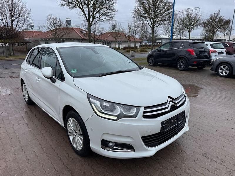 Gebraucht Citroën C4 SELECTION 110 PS (80 kW) 2017 Weiß Limousine