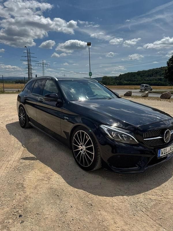 Schwarz Gebraucht 2017 Mercedes C43 AMG AMG Kombi | 26.500 € (Superpreis) - Bild 1/4