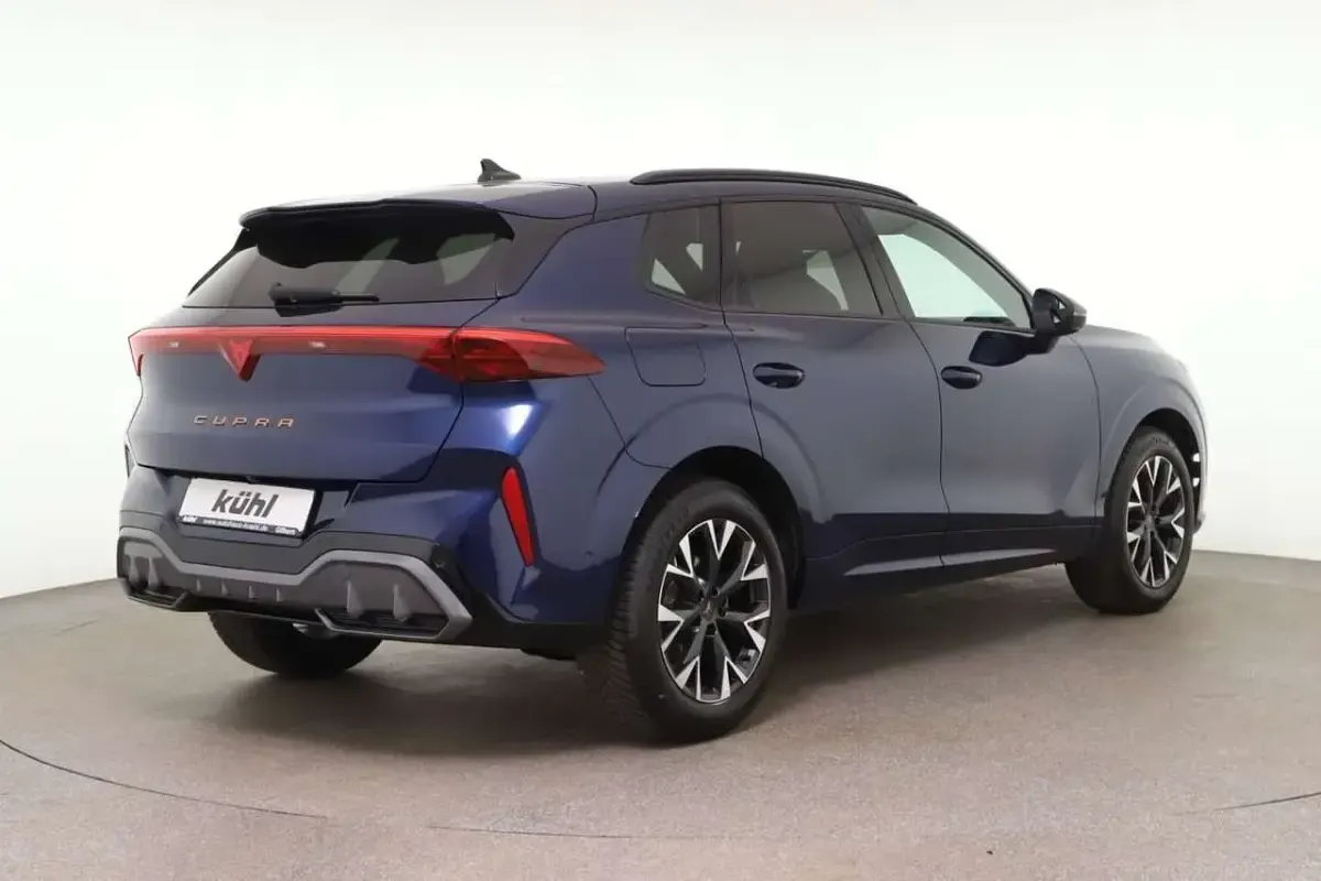 Gebraucht Cupra Terramar 150 PS (110 kW) 2025 Kosmosblau SUV
