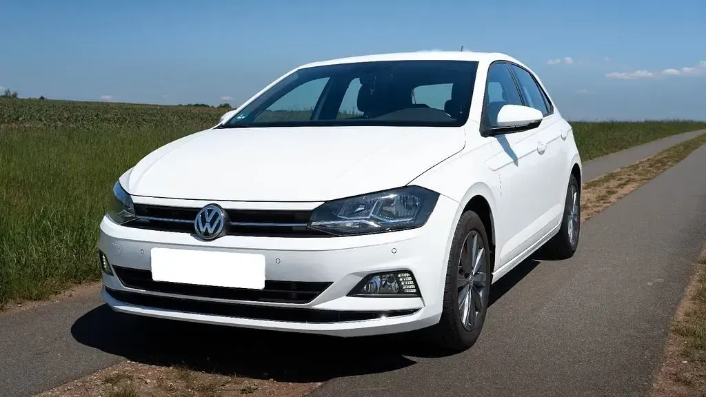 Gebraucht VW Polo Highline 95 PS (69 kW) 2018 Weiß Kleinwagen