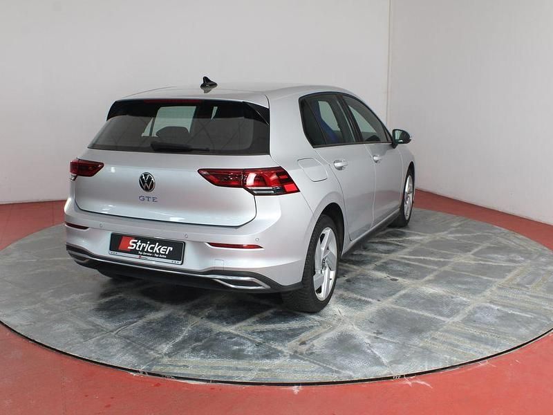 Gebraucht VW Golf VIII GTE 245 PS (180 kW) 2023 Reflexsilber metallic Limousine