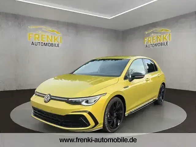 Gebraucht VW Golf VIII R-line 150 PS (110 kW) 2021 Limonengelb metallic Limousine