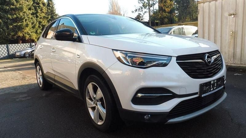 Weiß Gebraucht 2019 Opel Grandland X Innovation SUV | 15.490 € (Guter Preis) - Bild 1/4