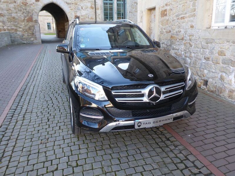 Schwarz Gebraucht 2019 Mercedes GLE500 SUV | 148.750 € - Bild 1/4