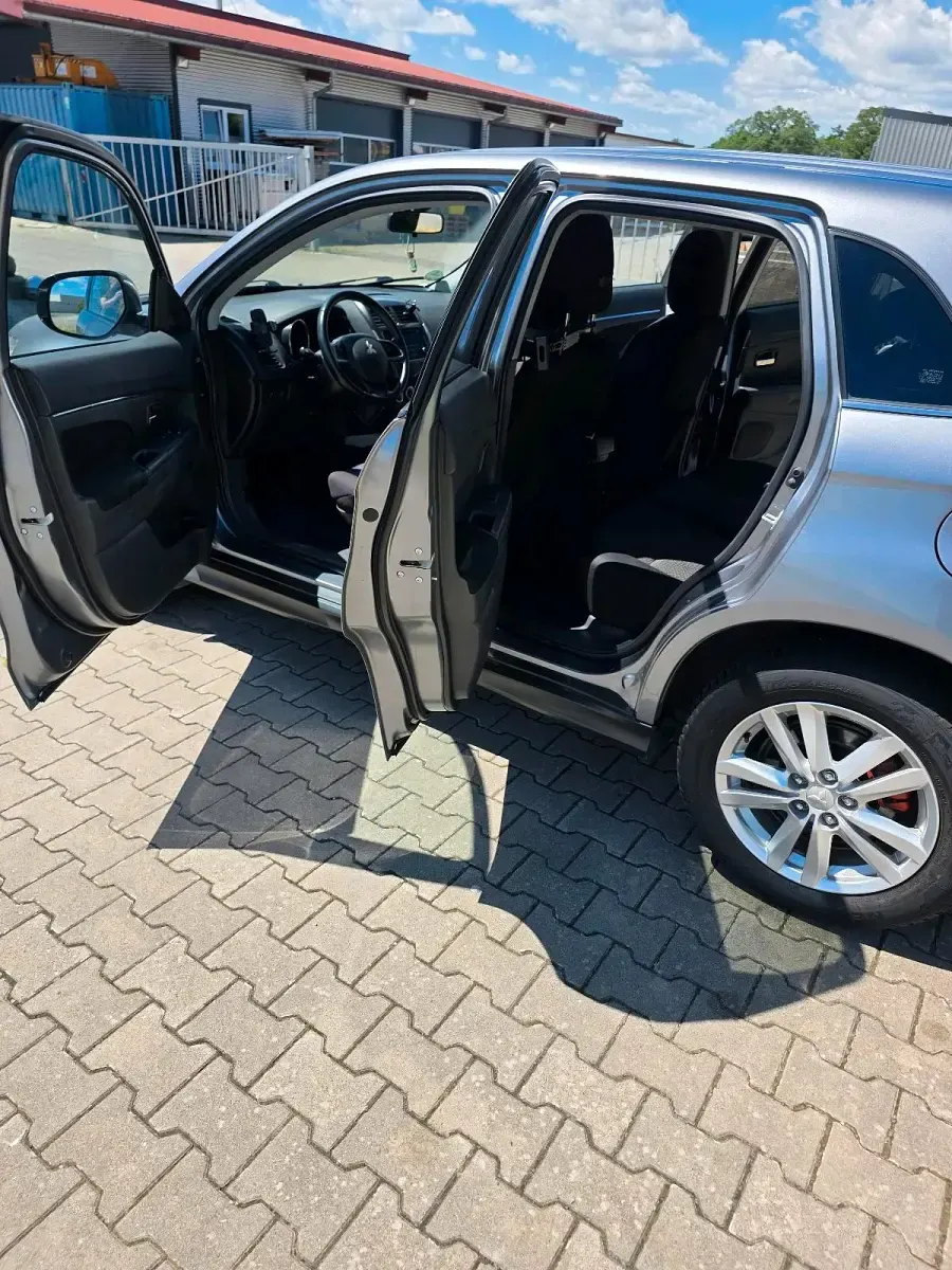Gebraucht Mitsubishi ASX Top 150 PS (110 kW) 2012 Grau SUV