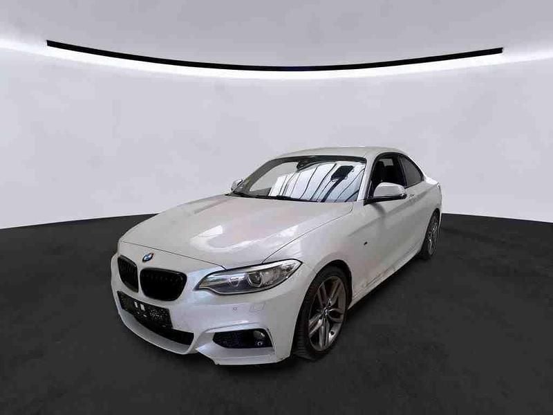 Weiß Gebraucht 2015 BMW 228 M Sport Coupé | 13.990 € (Guter Preis) - Bild 1/4