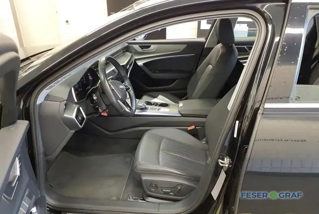 Gebraucht Audi A6 Design 265 PS (194 kW) 2023 Mythosschwarz metallic Kombi