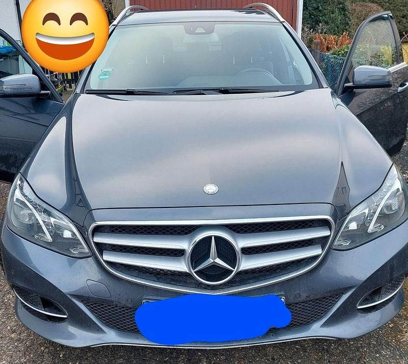 Gebraucht Mercedes E250 204 PS (150 kW) 2014 Grau Kombi