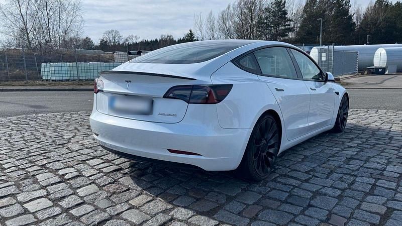 Gebraucht Tesla Model 3 Performance 377 kW (513 PS) 2023 Weiß Limousine