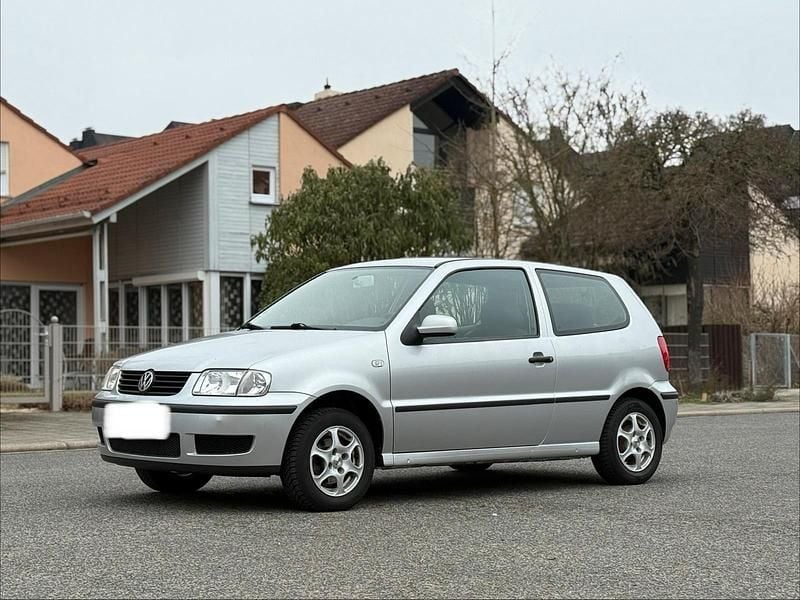 Gebraucht VW Polo 61 PS (44 kW) 2000 Silber Kleinwagen