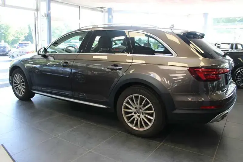 Gebraucht Audi A4 Allroad Sport 150 PS (110 kW) 2017 Braun Kombi