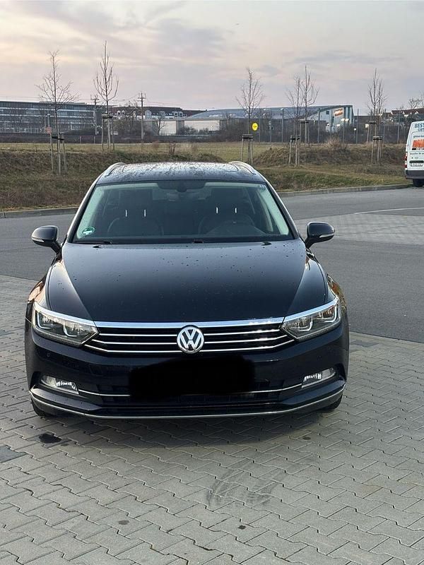 Schwarz Gebraucht 2017 VW Passat Highline Kombi | 14.500 € (Fairer Preis) - Bild 1/4
