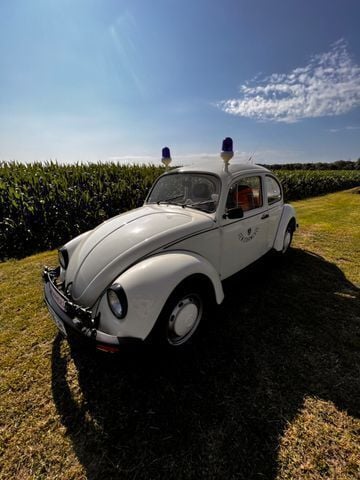 Weiß Gebraucht 1977 VW Käfer Limousine | 15.500 € - Bild 1/4