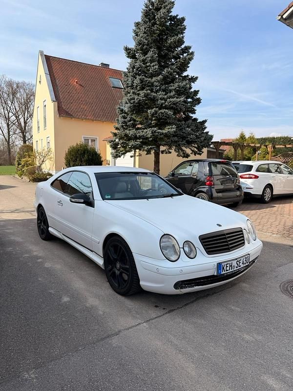 Gebraucht Mercedes CLK430 Elegance 280 PS (205 kW) 2001 Weiß Coupé