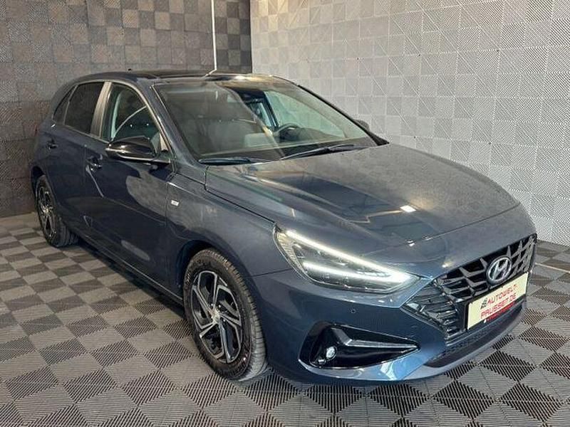 Blau Gebraucht 2020 Hyundai i30 Intro Edition Limousine | 17.930 € (Fairer Preis) - Bild 1/4