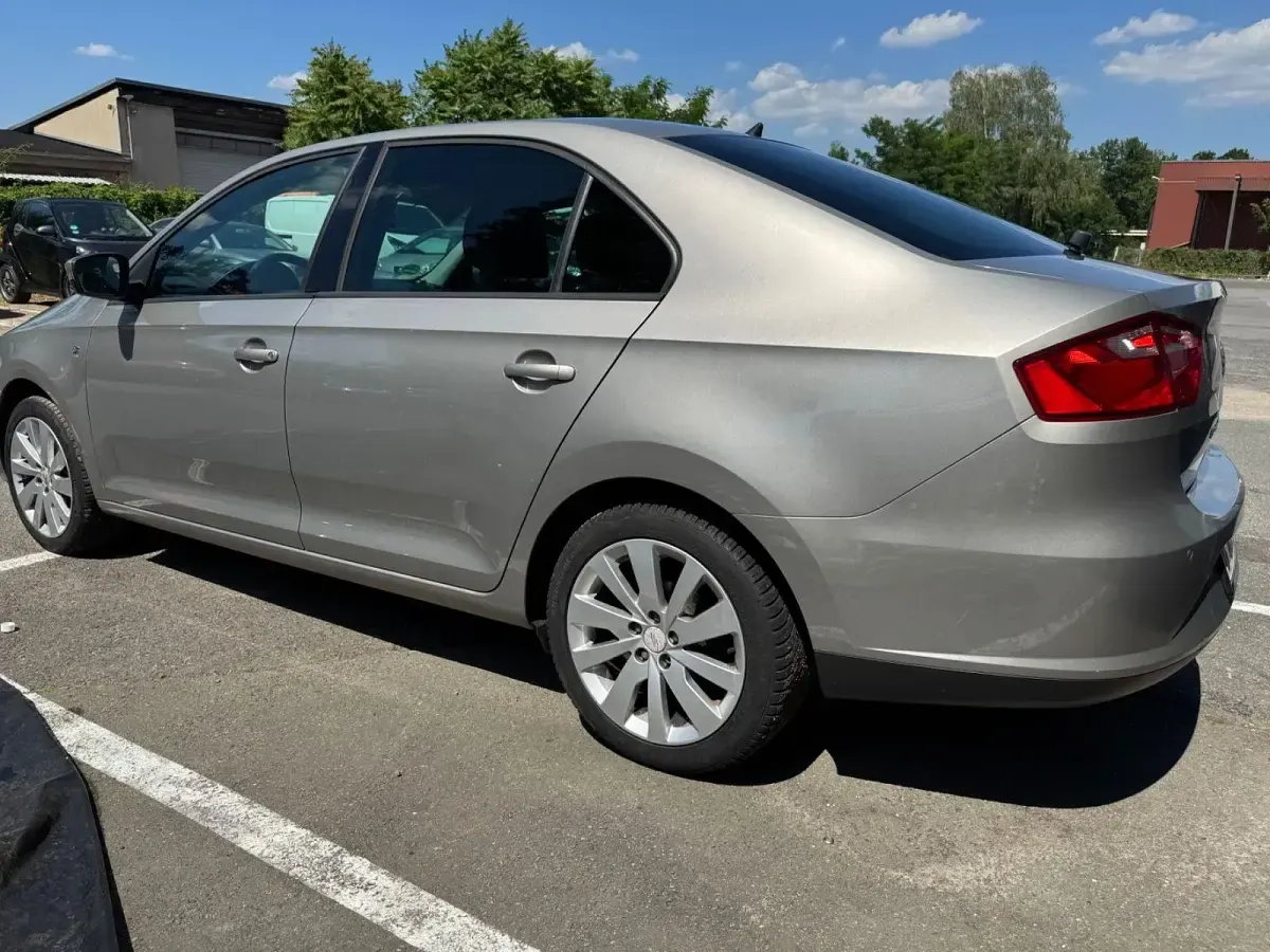 Gebraucht Seat Toledo Style 122 PS (89 kW) 2014 Gold Kleinwagen