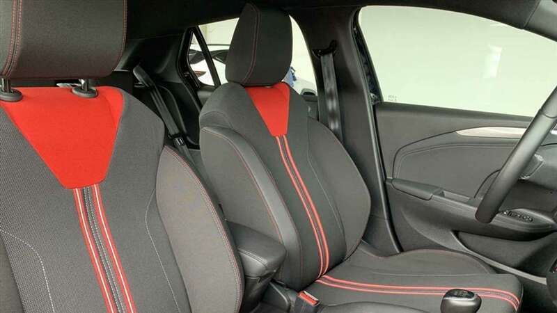 Gebraucht Opel Corsa GS Line 101 PS (74 kW) 2022 Schwarz / perlaneraschwarz / metallic Kleinwagen