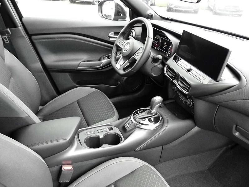 Neu Nissan Juke N-Connecta 143 PS (105 kW) 2025 Pearl black (p) SUV