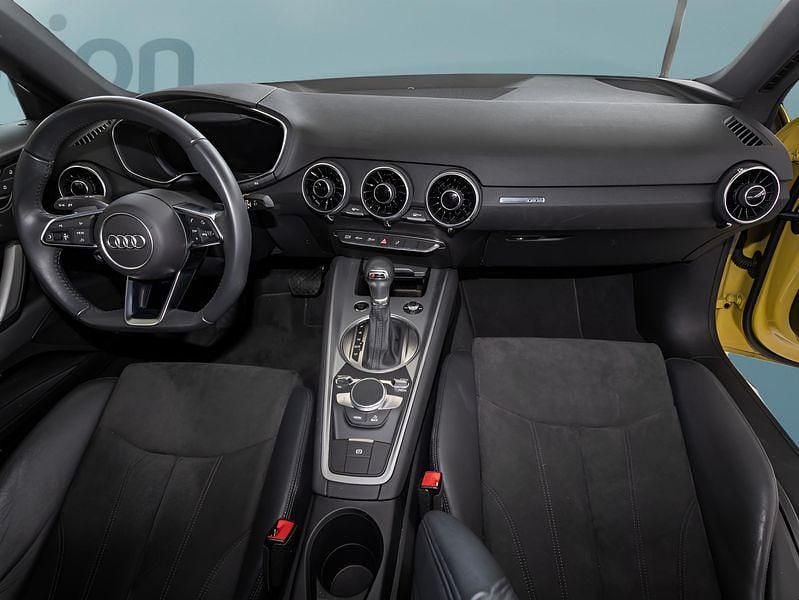 Gebraucht Audi TT 197 PS (144 kW) 2022 Gelb Coupé
