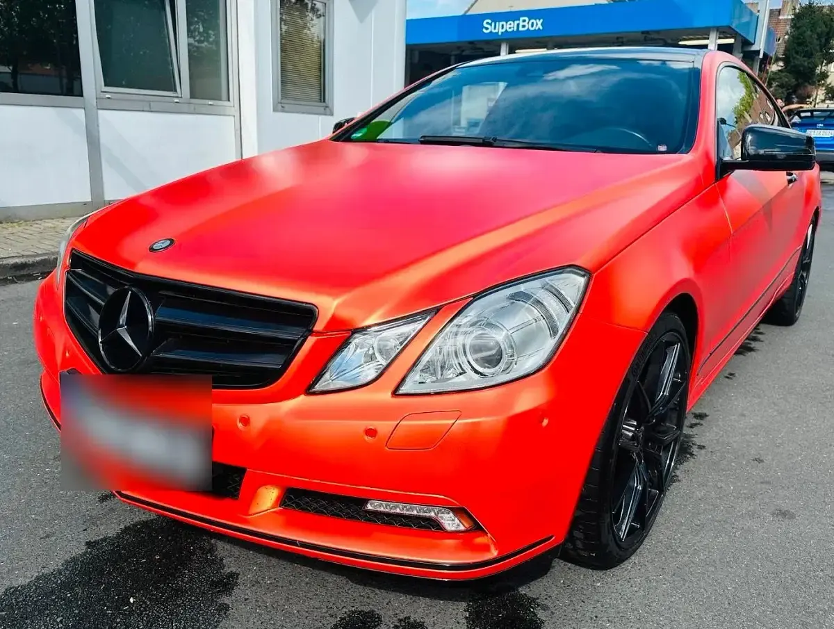 Gebraucht Mercedes E250 204 PS (150 kW) 2011 Grau Coupé