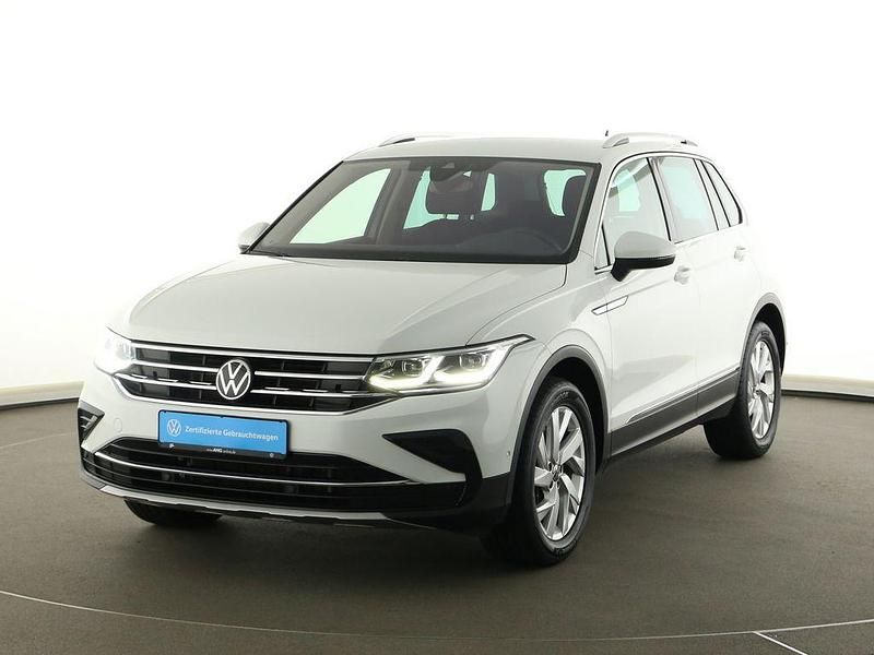 Gebraucht VW Tiguan Elegance 190 PS (139 kW) 2022 Pure white SUV