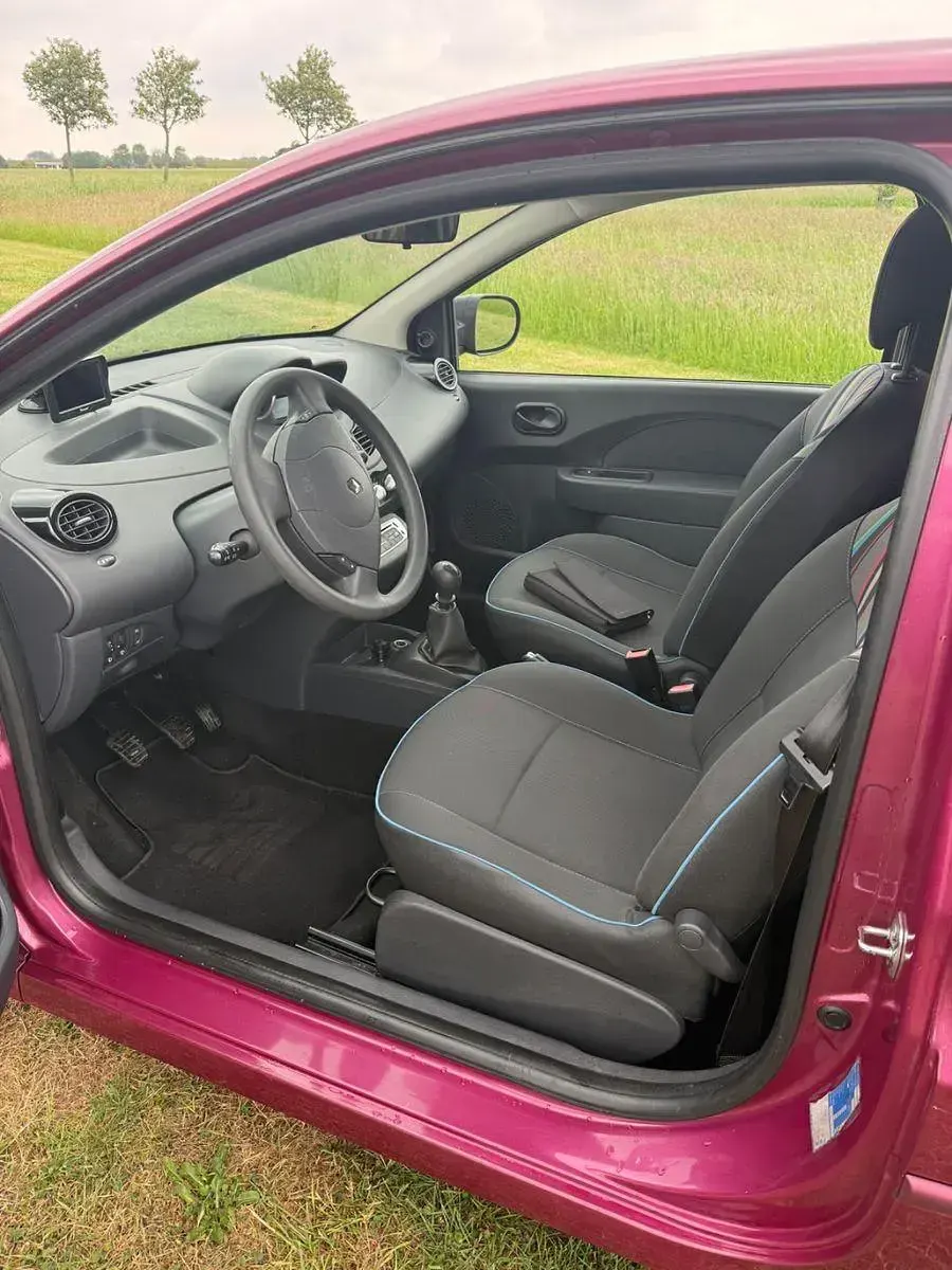 Gebraucht Renault Twingo Expression 75 PS (55 kW) 2012 Violet Kleinwagen