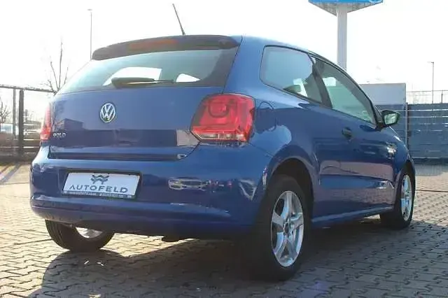 Gebraucht VW Polo Trendline 69 PS (50 kW) 2013 Blau Kleinwagen