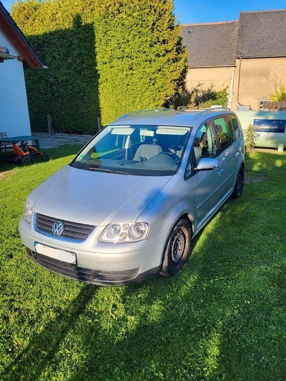 Silber Gebraucht 2004 VW Touran Van / Kleinbus | 3.200 € (Teuer) - Bild 1/4