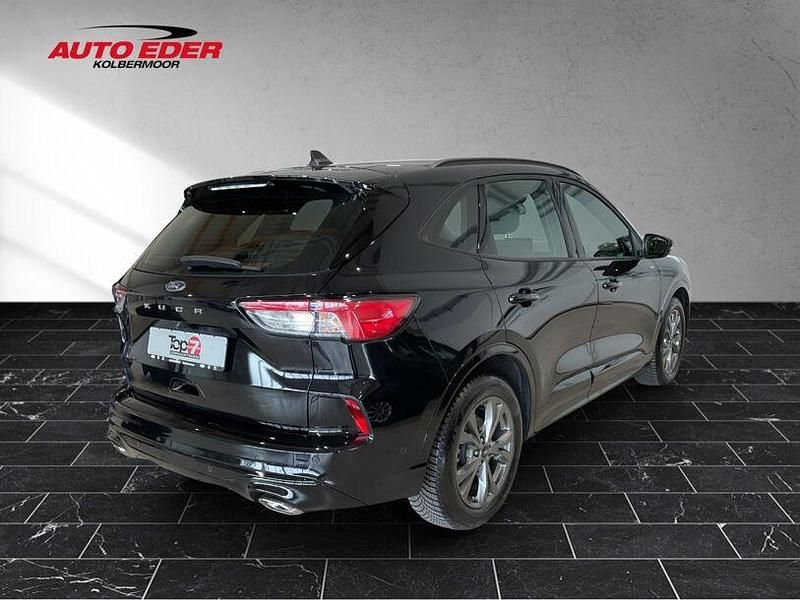 Gebraucht Ford Kuga ST-Line 120 PS (88 kW) 2023 Obsidianschwarz (metallic) SUV