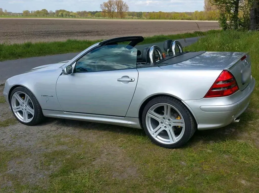 Gebraucht Mercedes SLK230 194 PS (142 kW) 2001 Silber Cabrio