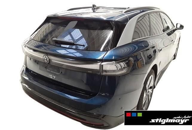 Gebraucht VW ID.7 Pro 210 kW (286 PS) 2025 Blau Kombi