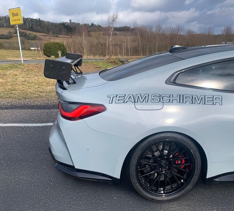 Grau Gebraucht 2021 BMW M4 Sport Line Coupé | 129.000 € - Bild 1/4