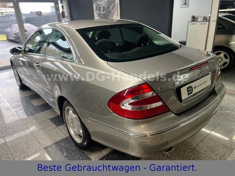 Gebraucht Mercedes CLK240 Elegance 170 PS (125 kW) 2005 Silber Coupé