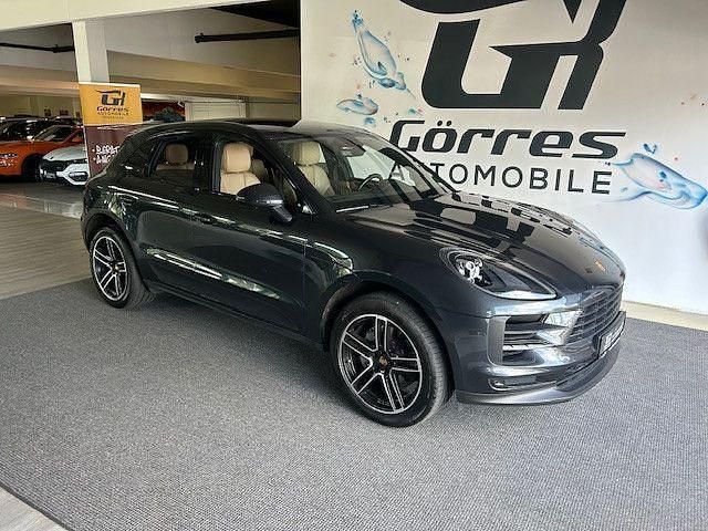 Grau Gebraucht 2019 Porsche Macan S SUV | 48.900 € (Fairer Preis) - Bild 1/4
