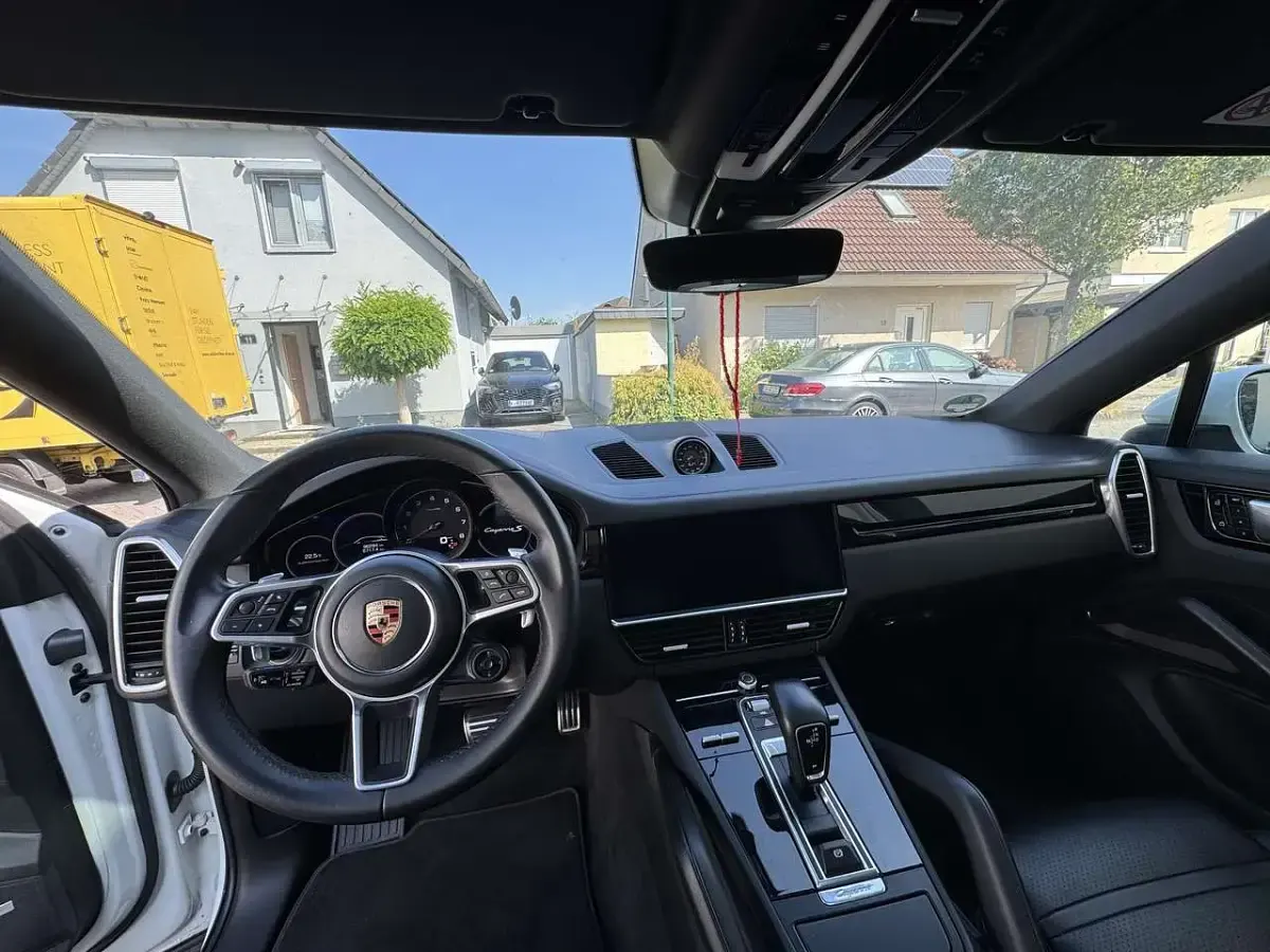 Gebraucht Porsche Cayenne S 441 PS (324 kW) 2019 Weiß SUV