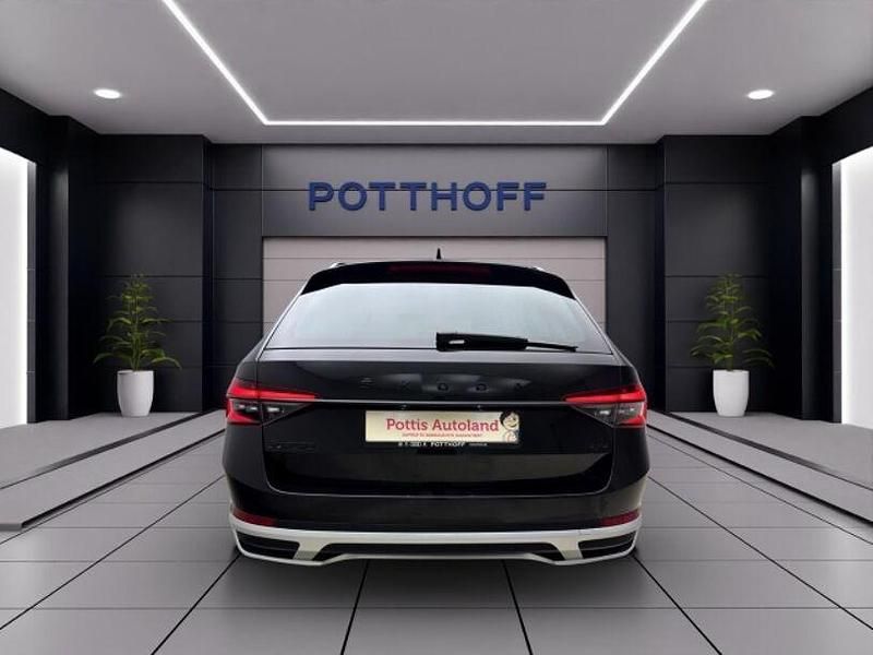 Gebraucht Skoda Superb 200 PS (147 kW) 2023 Schwarz Kombi